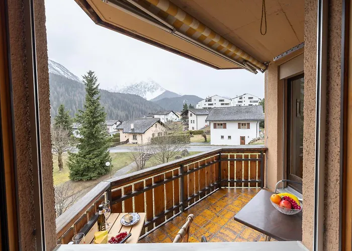 Chasa Serras Kuemin Apartment