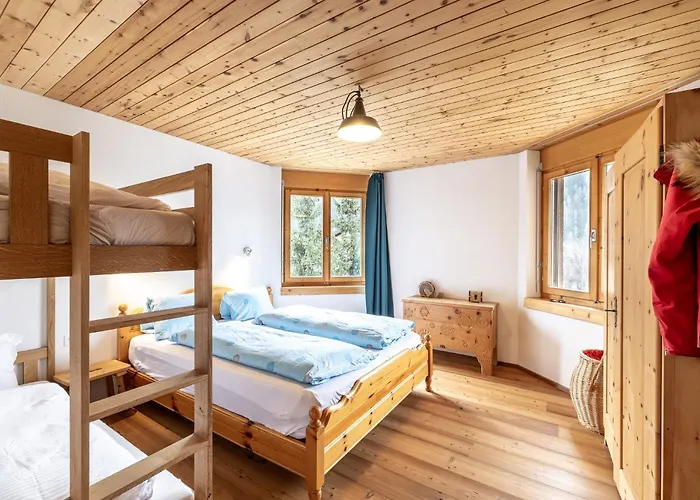 Chasa Serras Kuemin * Scuol